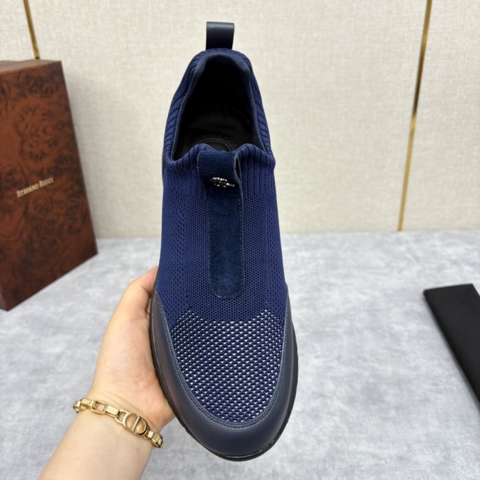 Кросівки фото 7