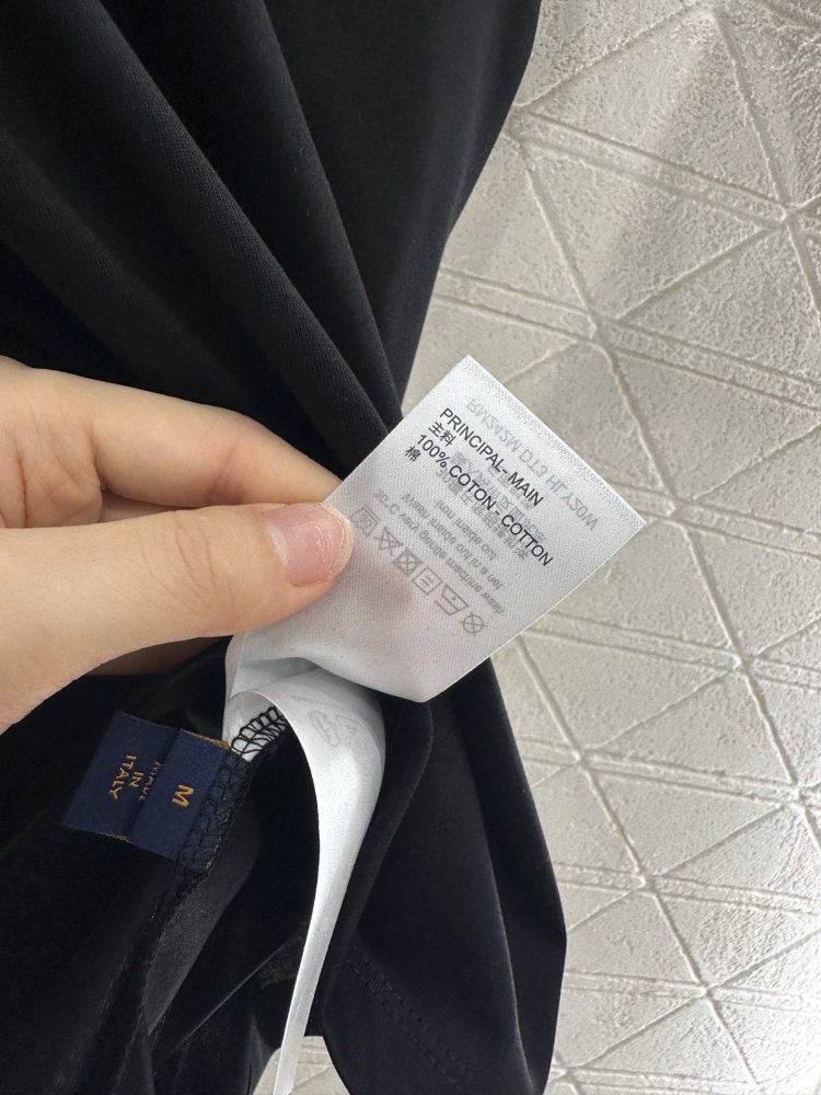 T-shirt women's фото 9