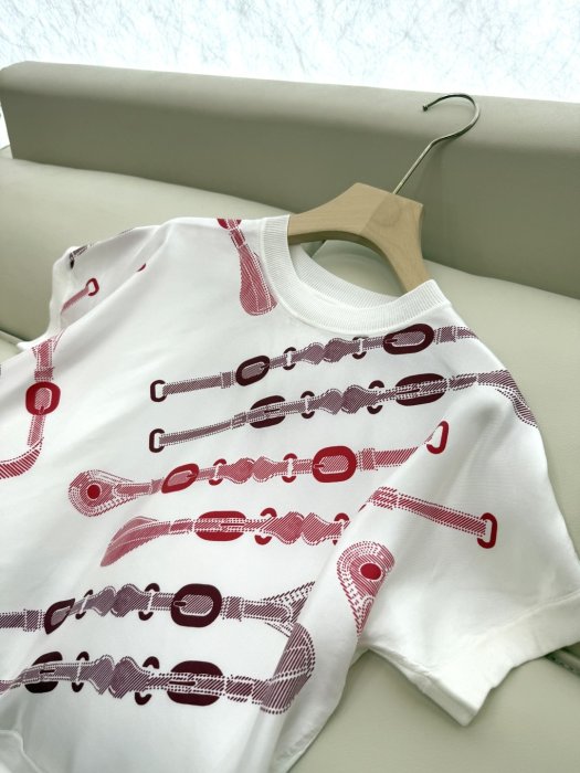 Футболка женская фото 7