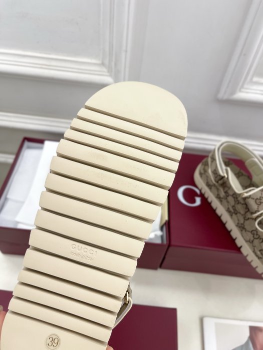 Sandals women's - the size 37 фото 7