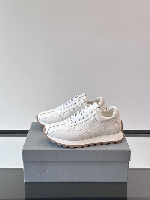 Sneakers фото 3