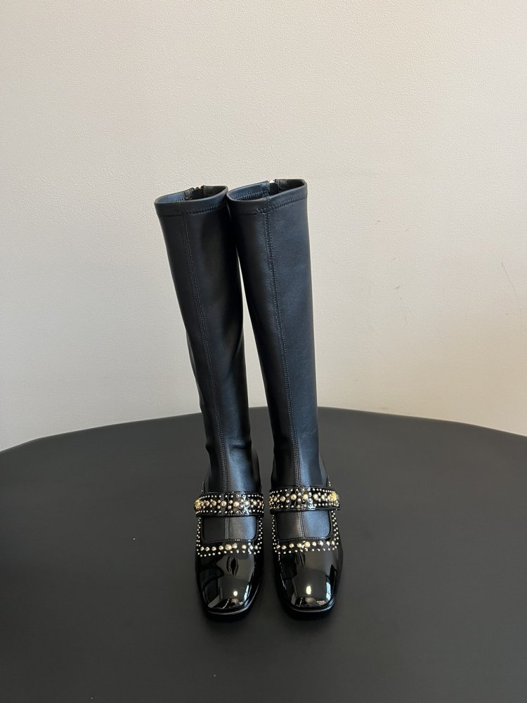 Сапоги женские