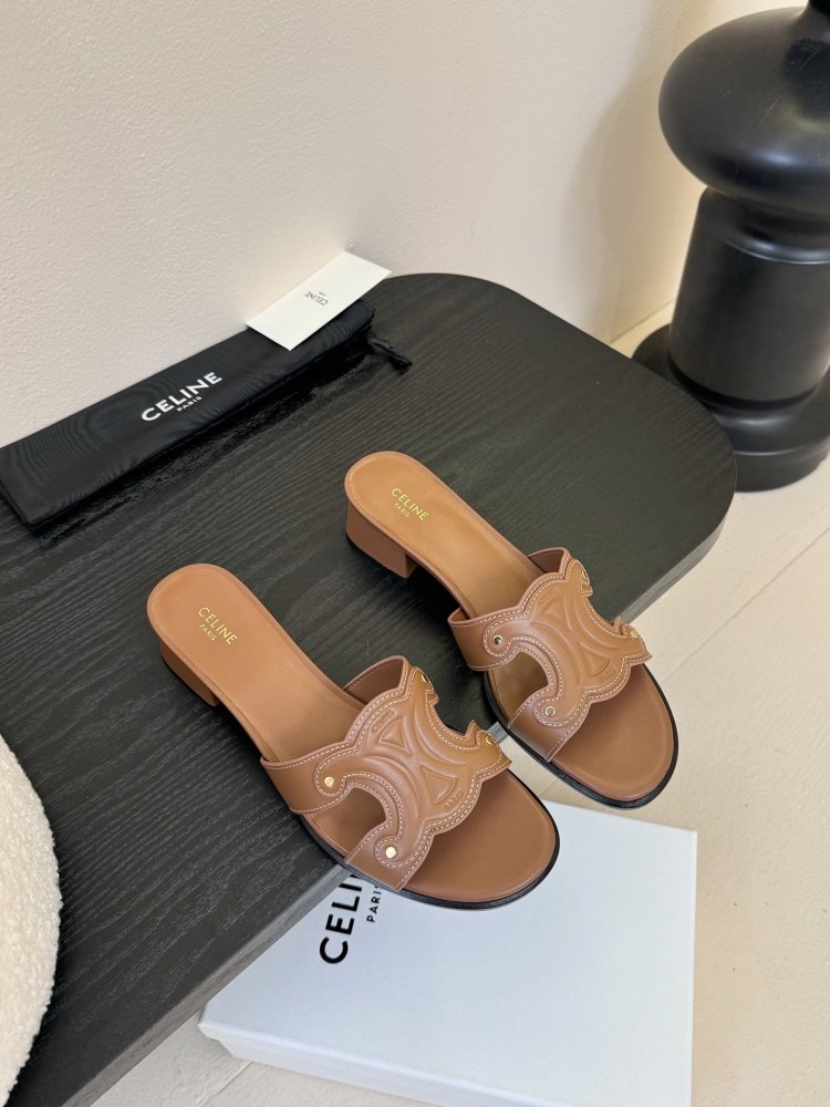 Шлепанцы женские