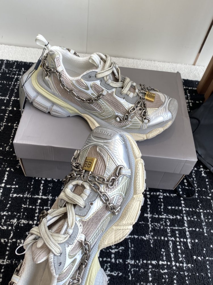 Кросівки 3XL фото 6