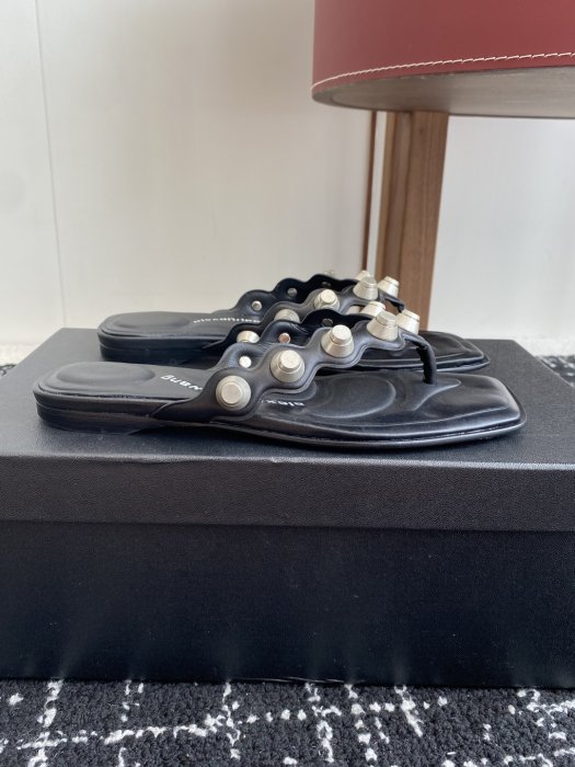 Шльопанці жіночі фото 2