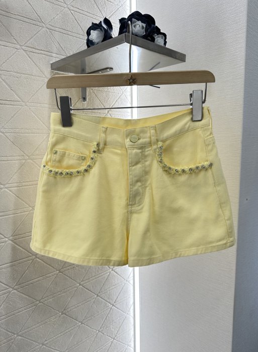 Шорти жіночі