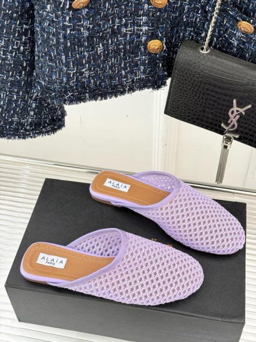 Шлепанцы женские фото 4