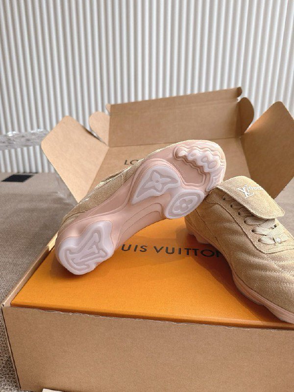 Кроссовки LV FOOTPRINT SOCCER фото 4