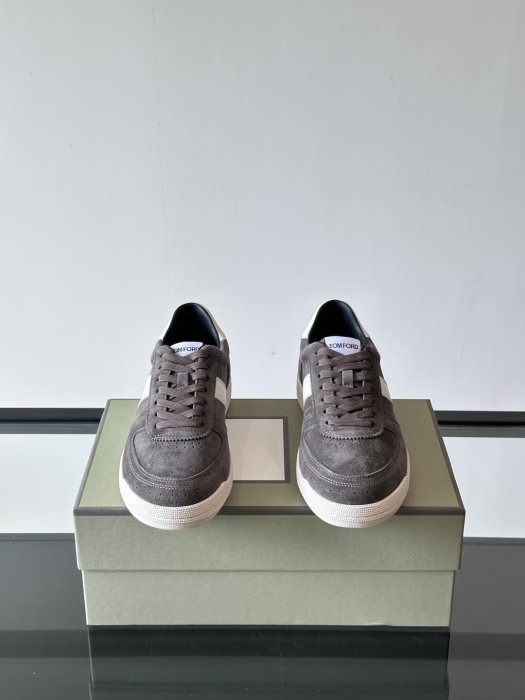 Sneakers men's фото 2