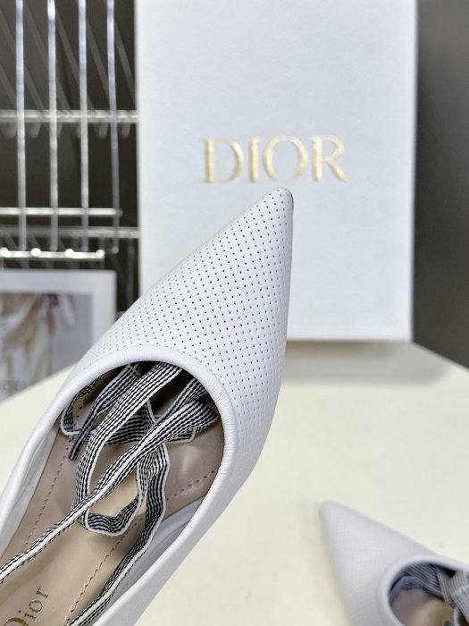 Туфлі жіночі фото 8