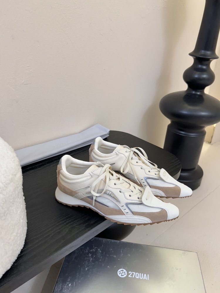 Кросівки жіночі фото 2