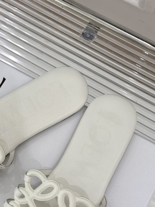 Шлепанцы фото 8