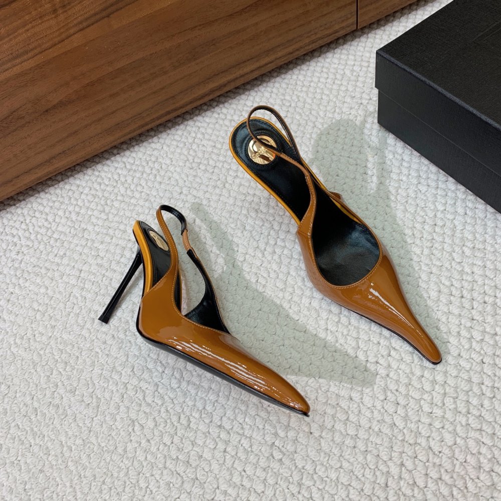 Босоножки фото 2