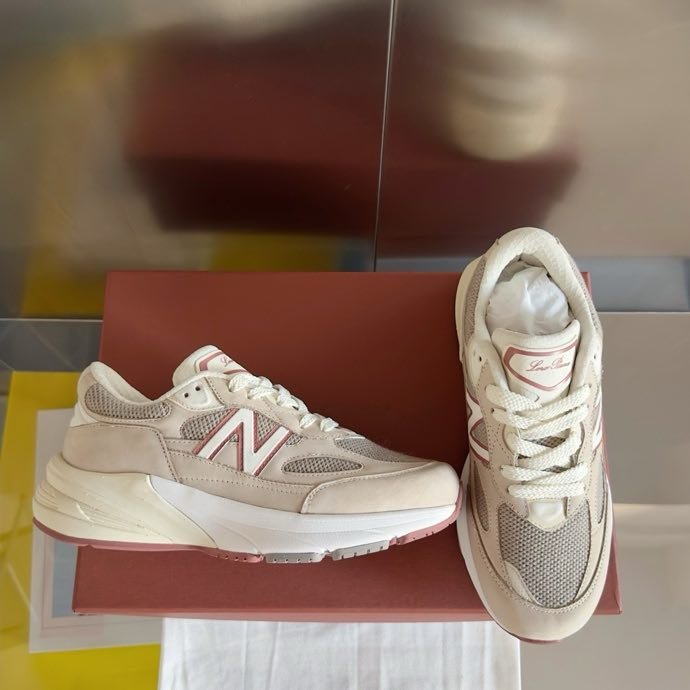 Кроссовки Loro Piana x New Balance 990 V6