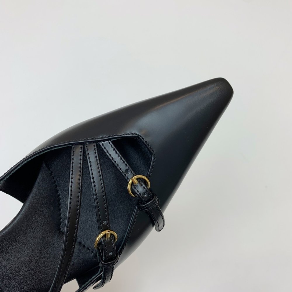 Босоножки фото 7