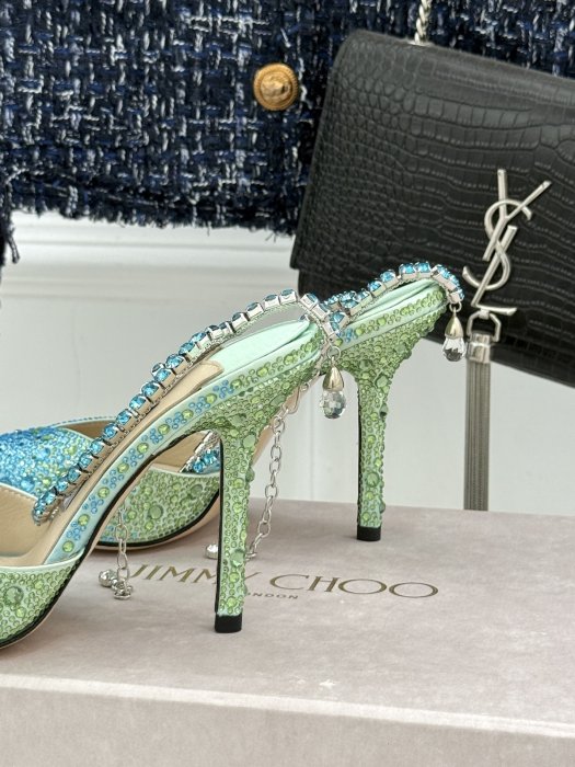 Босоножки фото 6