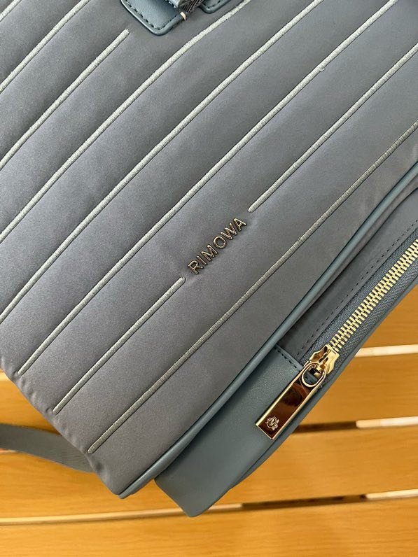 Рюкзак мужской из серии RIMOWA Never Still фото 9