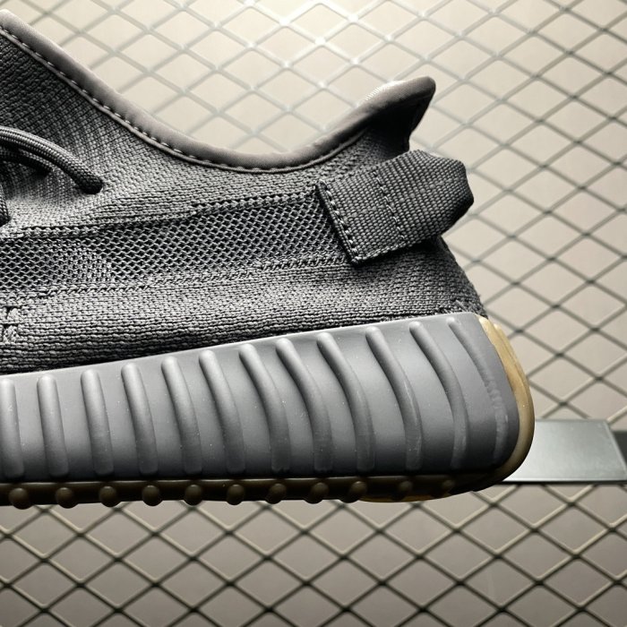 Кроссовки Yeezy Boost 350V2 фото 4
