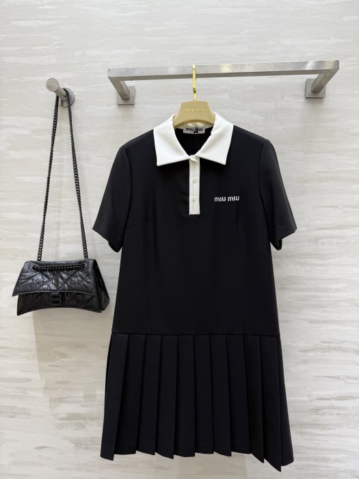 Плаття, Сукня