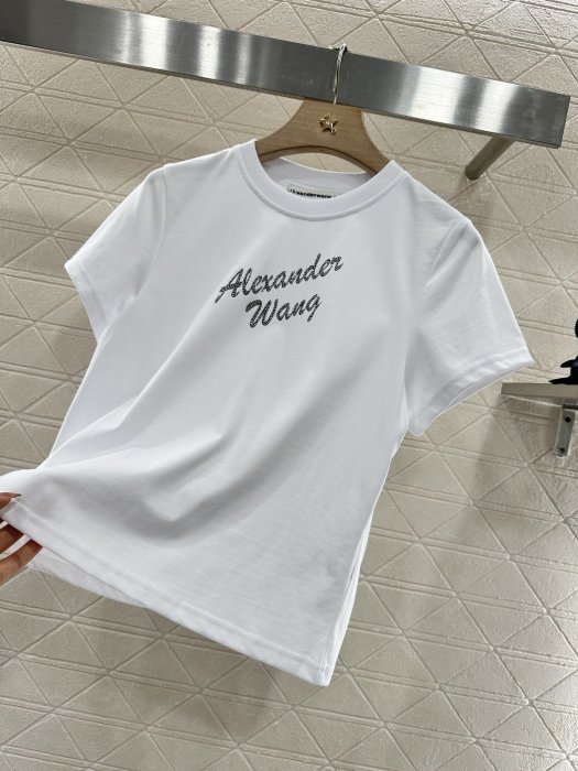 T-shirt women's фото 8