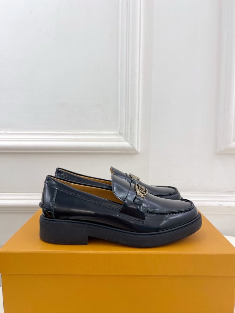 Туфли женские фото 4