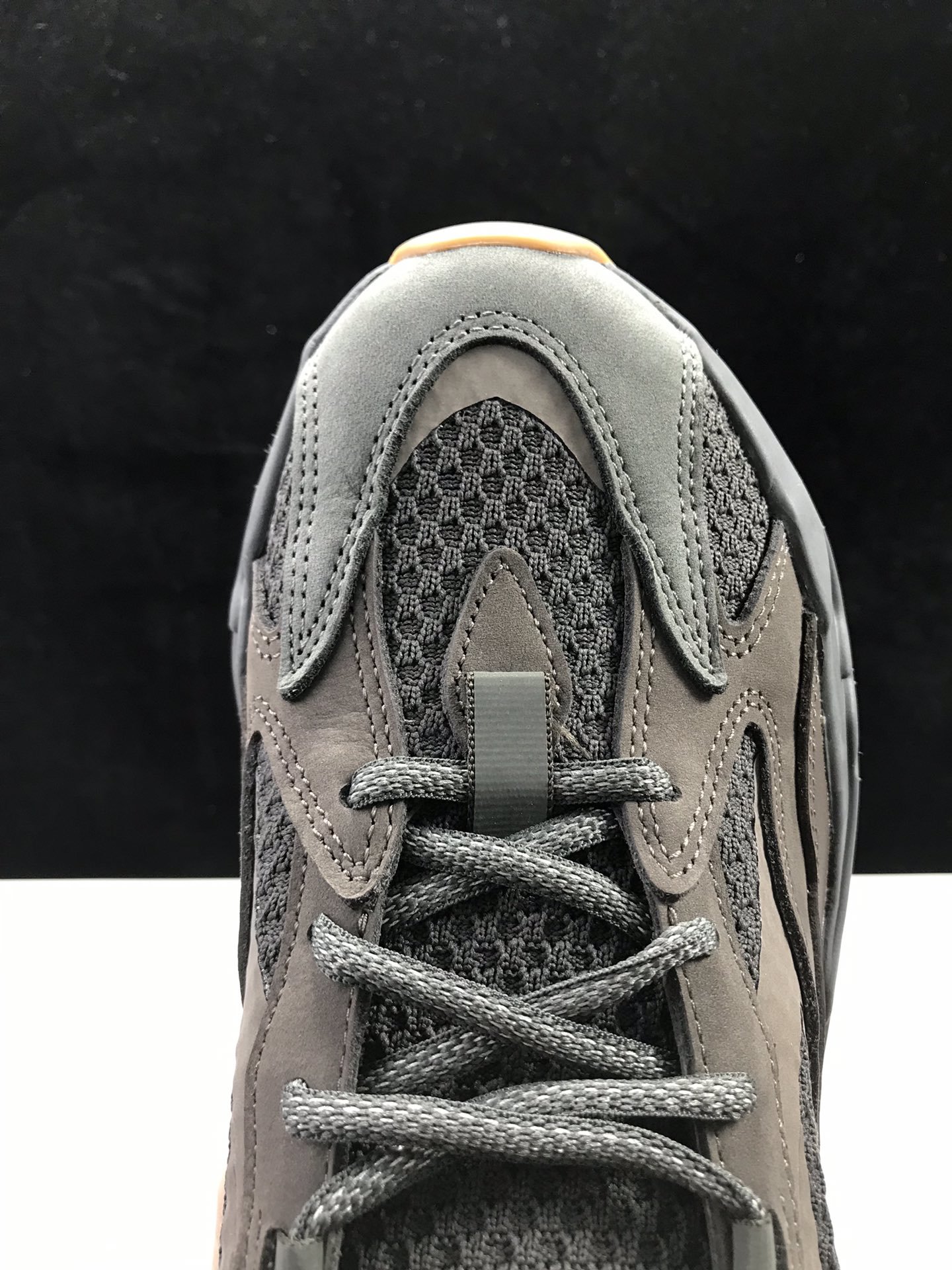 Sneakers Yeezy 700 V2 фото 3