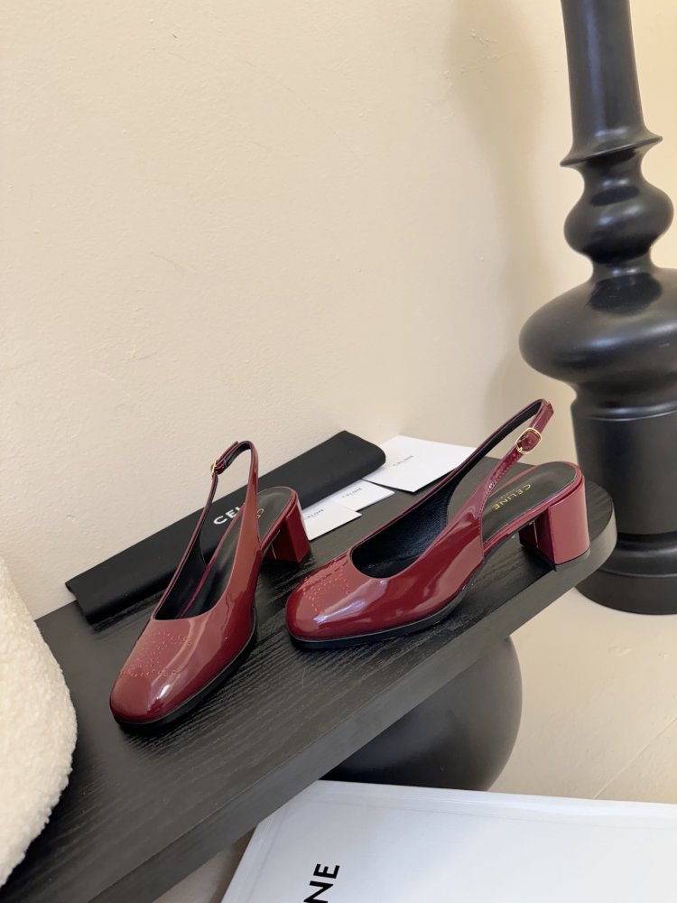 Босоніжки фото 3