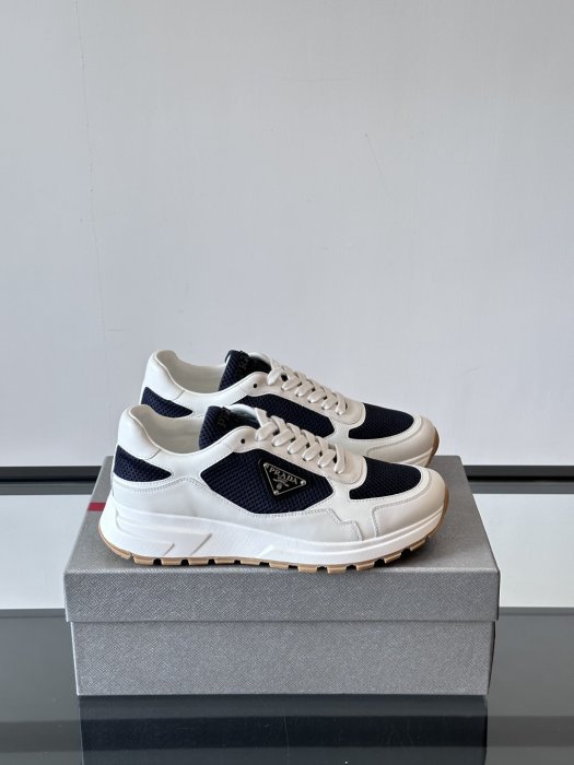 Кроссовки мужские