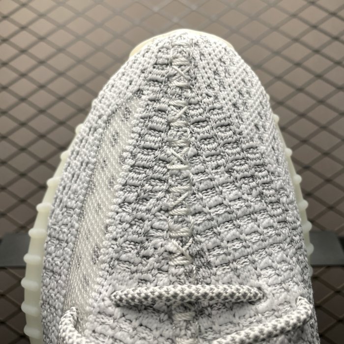 Кроссовки Yeezy Boost 350V2 фото 7