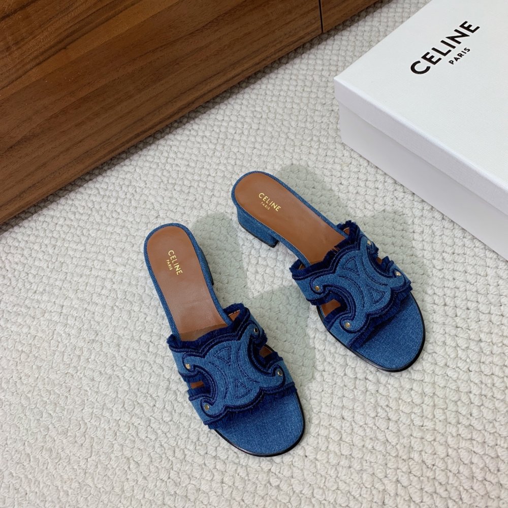 Шлепанцы женские фото 4