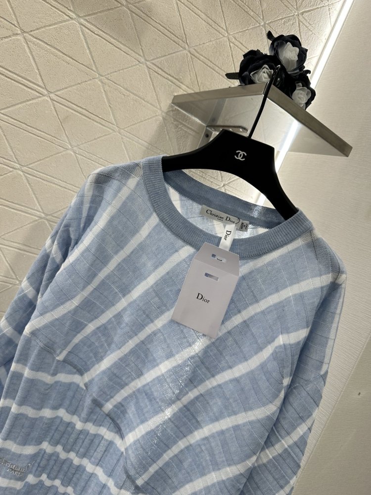 Кофта жіноча фото 3