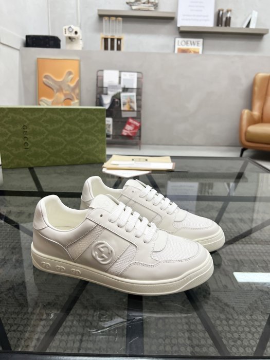 Кросівки чоловічі фото 2