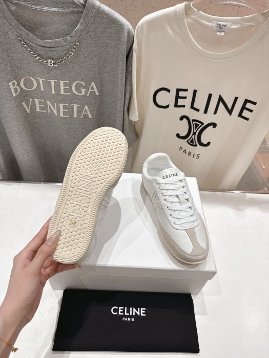 Кроссовки фото 9