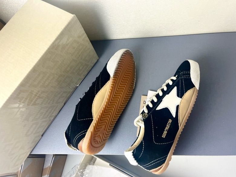 Кроссовки Golden Goose true star фото 4