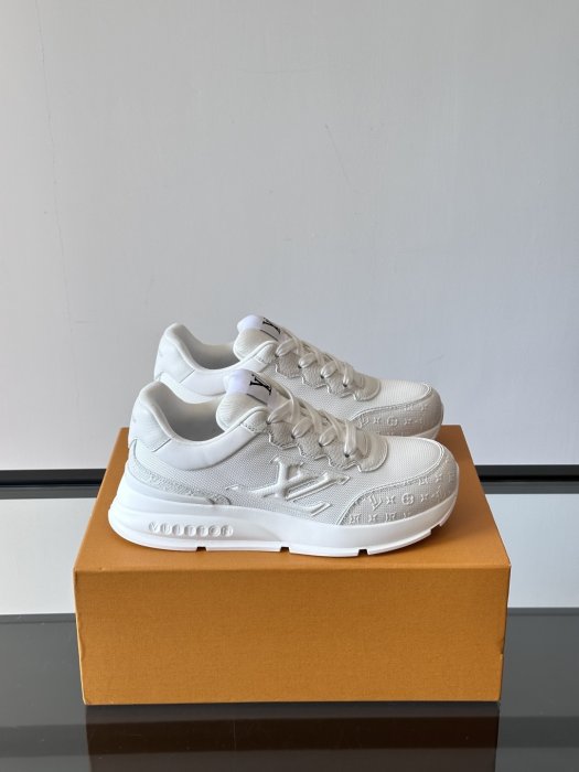 Кроссовки мужские