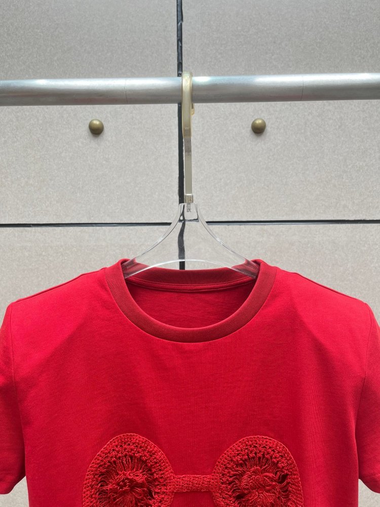 T-shirt women's фото 3