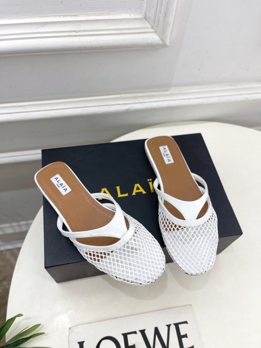 Шлепанцы женские фото 2