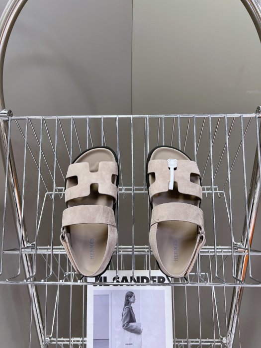 Сандалі жіночі фото 6