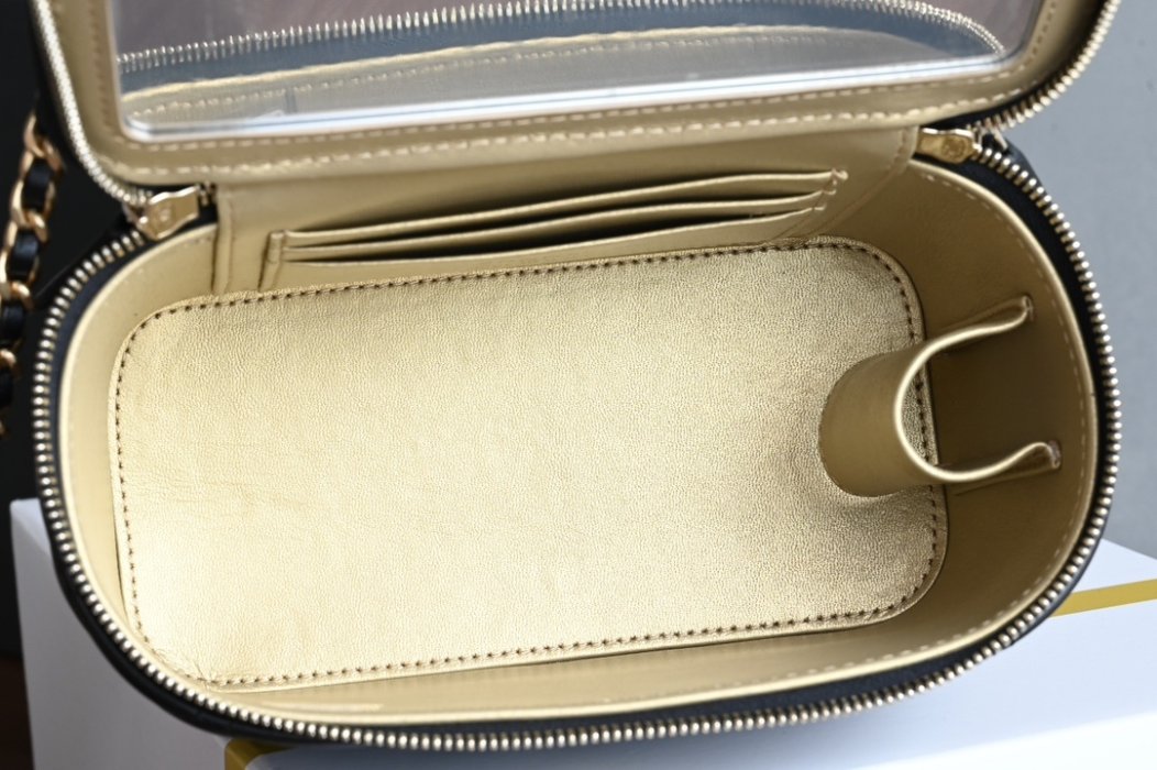 Сумка 24K женская кожаная Vanity 17 см фото 9