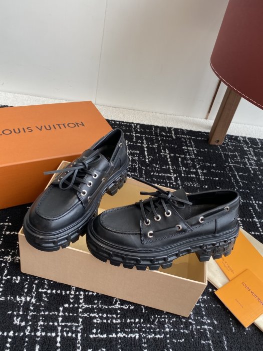 Туфли женские фото 3