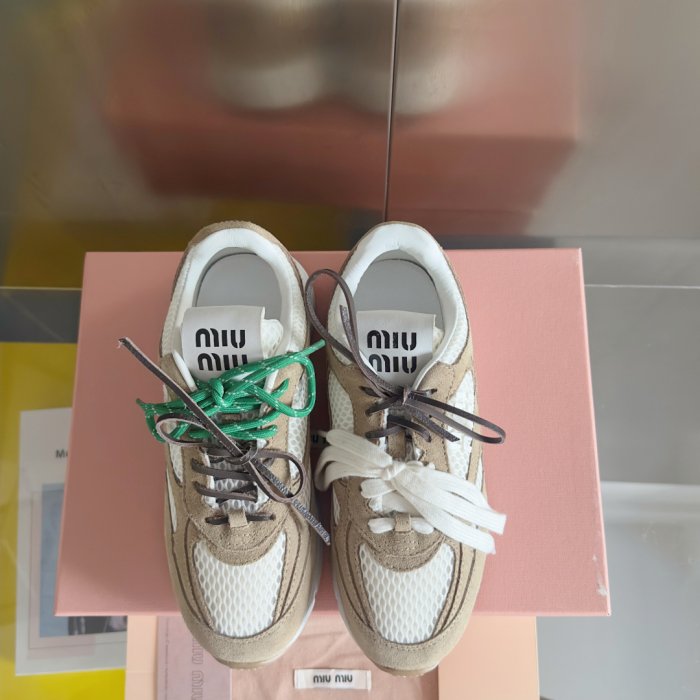 Кроссовки фото 7