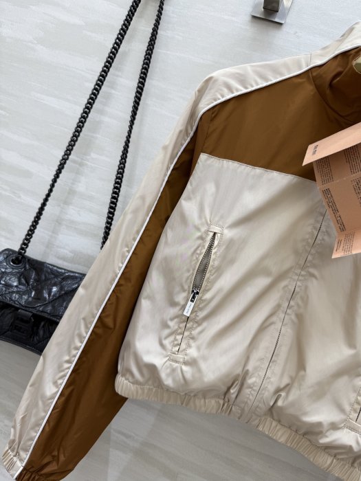 Костюм женский фото 7