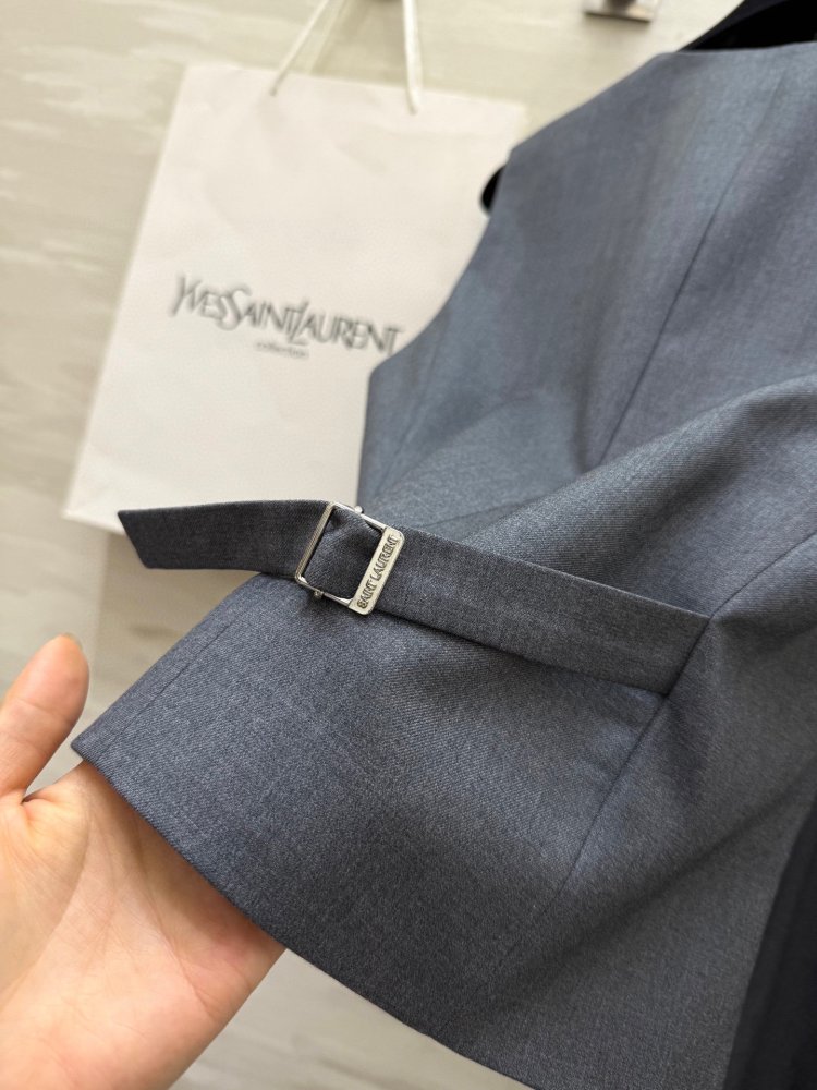 Costume woolen female фото 8