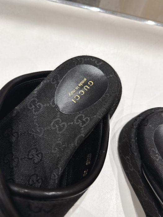 Шлепанцы фото 6