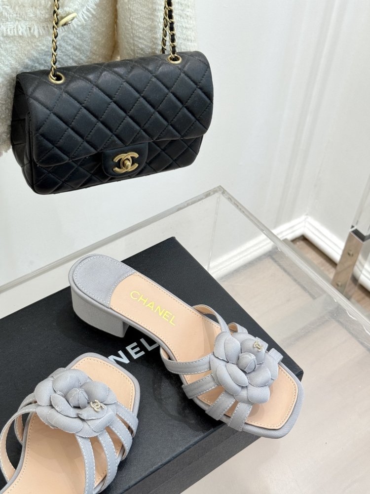 Босоніжки фото 5