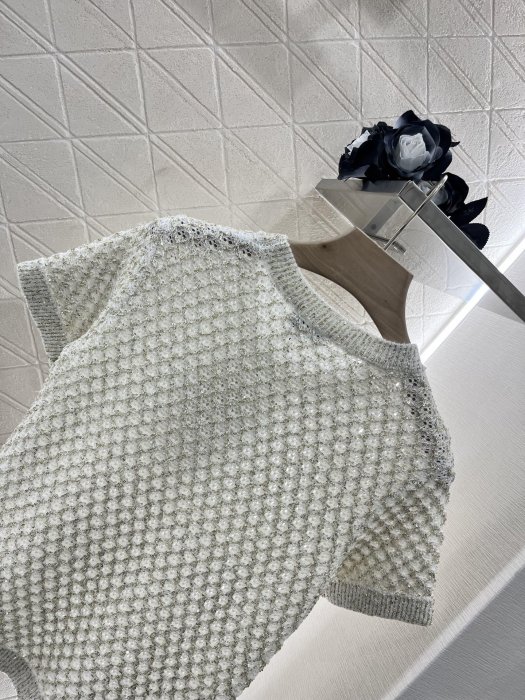 Футболка женская фото 4