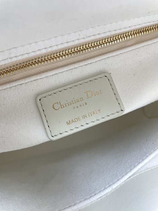 A bag women's Lady Dior 24 cm фото 8