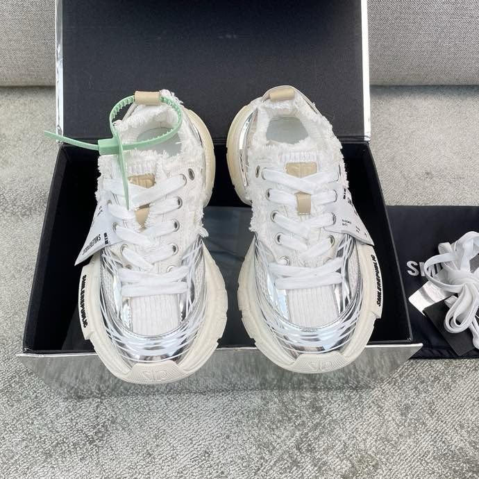 Кросівки фото 6