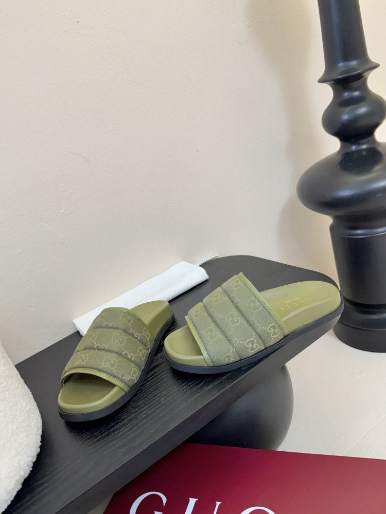 Шльопанці жіночі фото 3