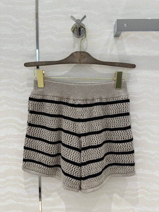 Шорти жіночі